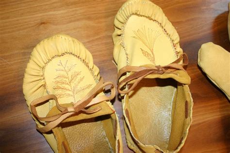 DIY Summer Moccasin Making Kits- Lure of the North- Great Quality~!