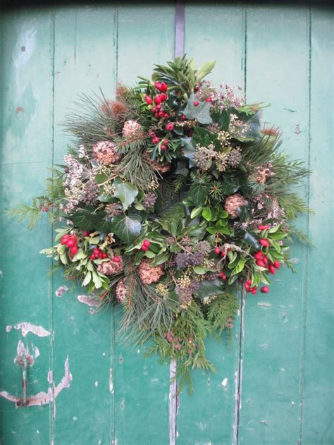 Bird Feeding Wreath Tutorial - Creative Garden Design : Creative Garden ...