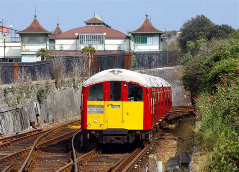 483009 Ryde Esplanade 31 May 2013