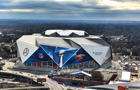 Take a Tour of the Stadium Hosting the 2019 Super Bowl - Business Insider