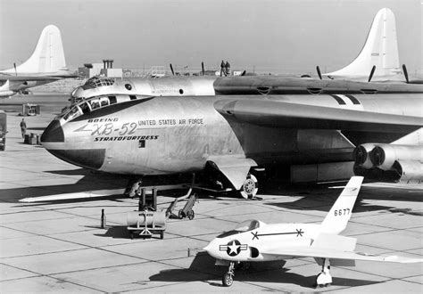 Boeing XB-52 Stratofortress Wallpapers