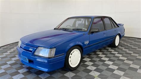 Peter Brock’s 1985 Holden Commodore VK HDT Group A car sells for $1.05 ...