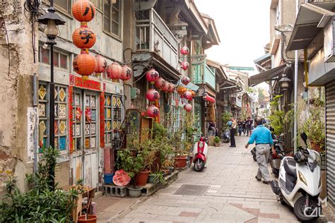 Shennong street Taïnan Taïwan : rue ancienne préservée | Mon chat aime ...