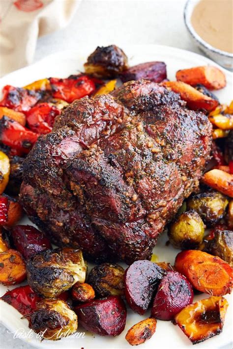 Top Round Roast, cooked low and slow, until perfectly fork-tender. Garlic and herb-crust… | Top ...