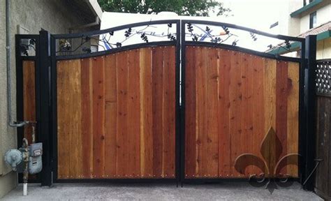 Beautiful Iron Gate with Wood - Vintage Iron Sacramento - Iron Gate, Iron Railings, Iron Fence ...