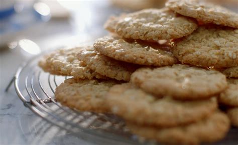 Mary Berry spiced ginger oats biscuits with semolina recipe on Mary ...