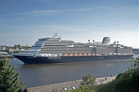 Koningsdam in profile. | Koningsdam is a Dutch cruise ship o… | Flickr