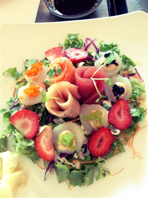 Sashimi Salad