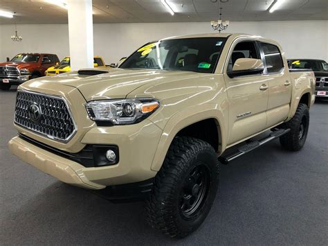 very clean 2018 Toyota Tacoma offroad @ Offroads for sale