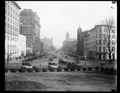 Take a Look at This Remarkable View of Pennsylvania Avenue in 1921