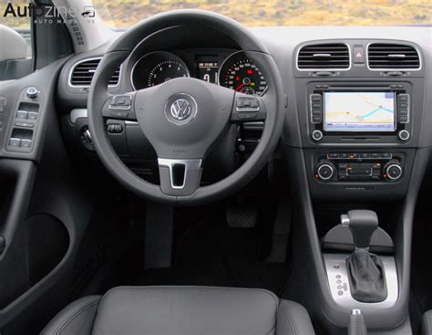 Autozine - Foto's: Volkswagen Golf VI (9 / 10)