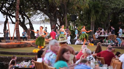 Old Lahaina Luau - Maui Vacation Rentals