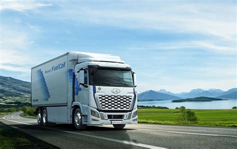 The Hydrogen Stream: Hyundai to export heavy-duty hydrogen trucks to ...