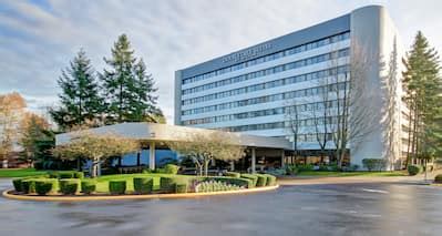 DoubleTree Suites Seattle Airport – Southcenter