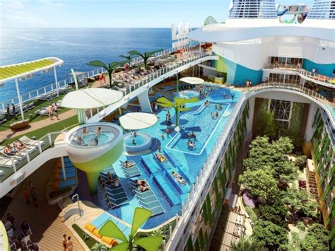 Tour of Royal Caribbean's 7,600-Guest Icon of the Seas: Photos - Business Insider