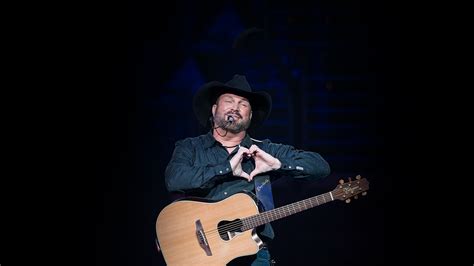 Garth Brooks Tickets for 2024 Concerts | TicketCity