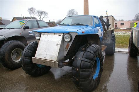 Eesti Stiil / Estonian Style: Weird and Beautiful Ice Vehicles