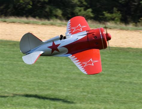 Red Five Polikarpov I-16 - Model Airplane News