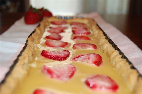 Strawberry lemon curd tart recipe. Making lemon curd is easy, we ...