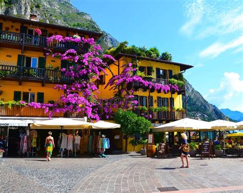 Limone Sul Garda, Italia - May 2014: Beautiful View Of Limone Sul Garda, Of The Embankment ...