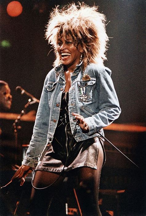 Tina Turner compie 80 anni: l'evoluzione della regina del Rock 'n' Roll | Cantanti, Donne, Celebrità