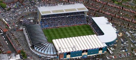 Maine Road Historic Stadium - Man City | Football Tripper