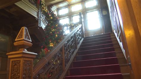 Glensheen's full mansion, Christmas candle-lit tours begin - WDIO.com