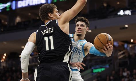 LaMelo Ball's triple-double isn't enough as Hornets fall to the Bucks