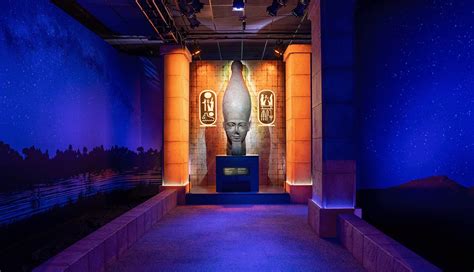 DeYoung Museum's Ramses the Great and the Gold of the Pharaohs ...