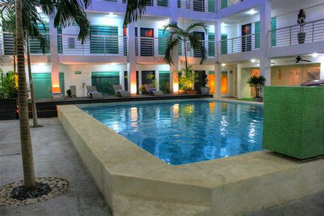 TRYP BY WYNDHAM CHETUMAL ab 39€ (5̶5̶€̶): Bewertungen, Fotos ...