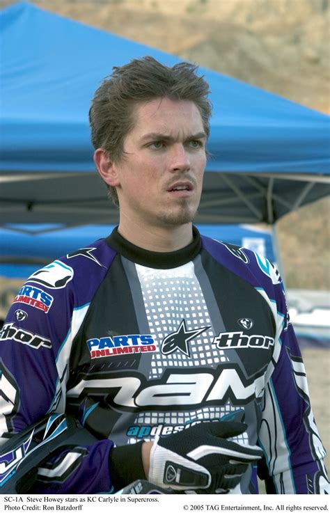 Steve Howey