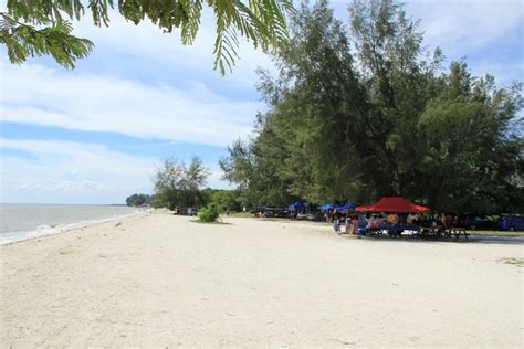 Top 7 Beaches in Perak for a Weekend Getaway (2024)