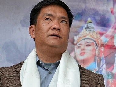 Arunachal Pradesh: Pema Khandu-led 33 rebel MLAs join BJP, to form ...