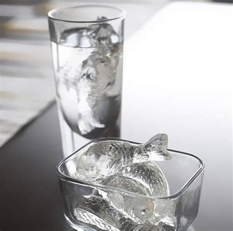 10 Unique And Creative Ice Cube Trays Designs So You Can Drink The Awesomeness | Ice cube trays ...