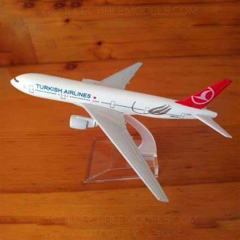 TURKISH AIRLINES BOEING B777, Hobbies & Toys, Toys & Games on Carousell