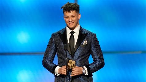 Patrick Mahomes Wins 2018 NFL MVP Award: “This is Crazy! God is Amazing ...