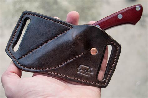 horizontal sheath for a Northwoods fixed blade : r/Leathercraft