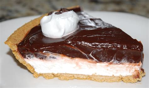 Chocolate Cream Cheese Pie - StolenRecipes.net