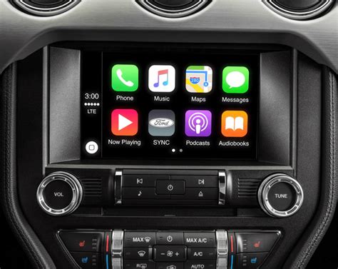 Upgrade Your Ford Experience: The Benefits Of Sync 3 Over Sync 2 Infotainment System - CarPlayNav