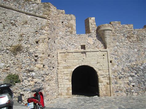 Entrance into Monemvasia castle, Southern Peloponnese | My photo gallery, Photo, Castle