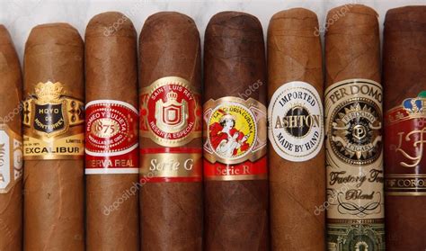 Dominican cigars and Nicaraguan cigars – Stock Editorial Photo © ChepeNicoli #113191178