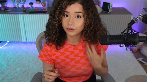 Pokimane claps back at Twitch viewers criticizing her naturally curly hair - Cirrkus News