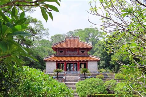 Hue Royal Tombs Tour- Hue Tombs Tour - Best Hue City Tours