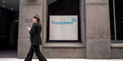 TransUnion to cut jobs in cost-saving effort | Crain's Chicago Business