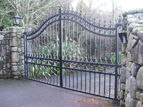 Driveway Gates » Classic Iron - wrought iron gates, fences, balustrades, staircases, lighting ...