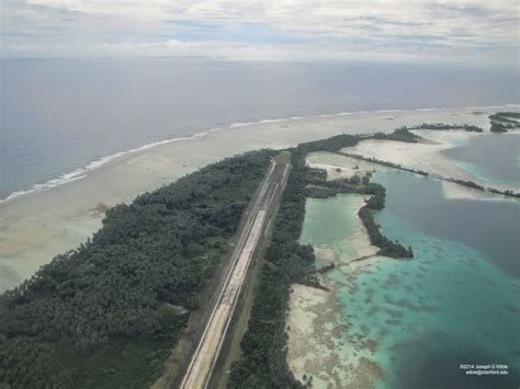 Librarian on Palmyra Atoll: Finally some good aerial photos of Palmyra Atoll