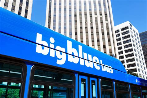 Big Blue Bus reports rise in ridership, plus a new safety officer ...