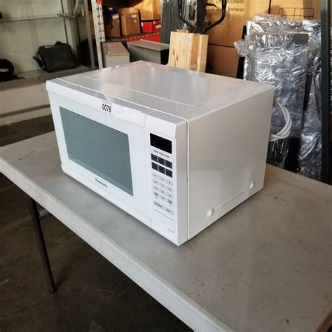 WHITE PANASONIC INVERTER MICROWAVE - Big Valley Auction