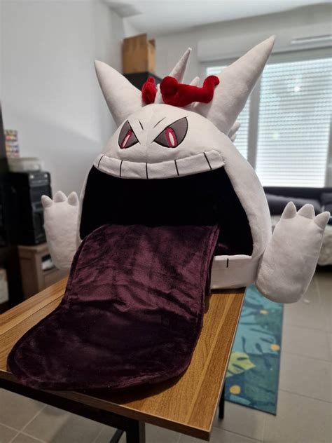 Shiny Gigantamax Gengar Plush by Kaerura7 on DeviantArt