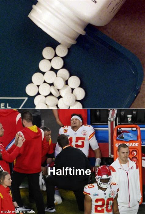 Halftime : r/nflmemes